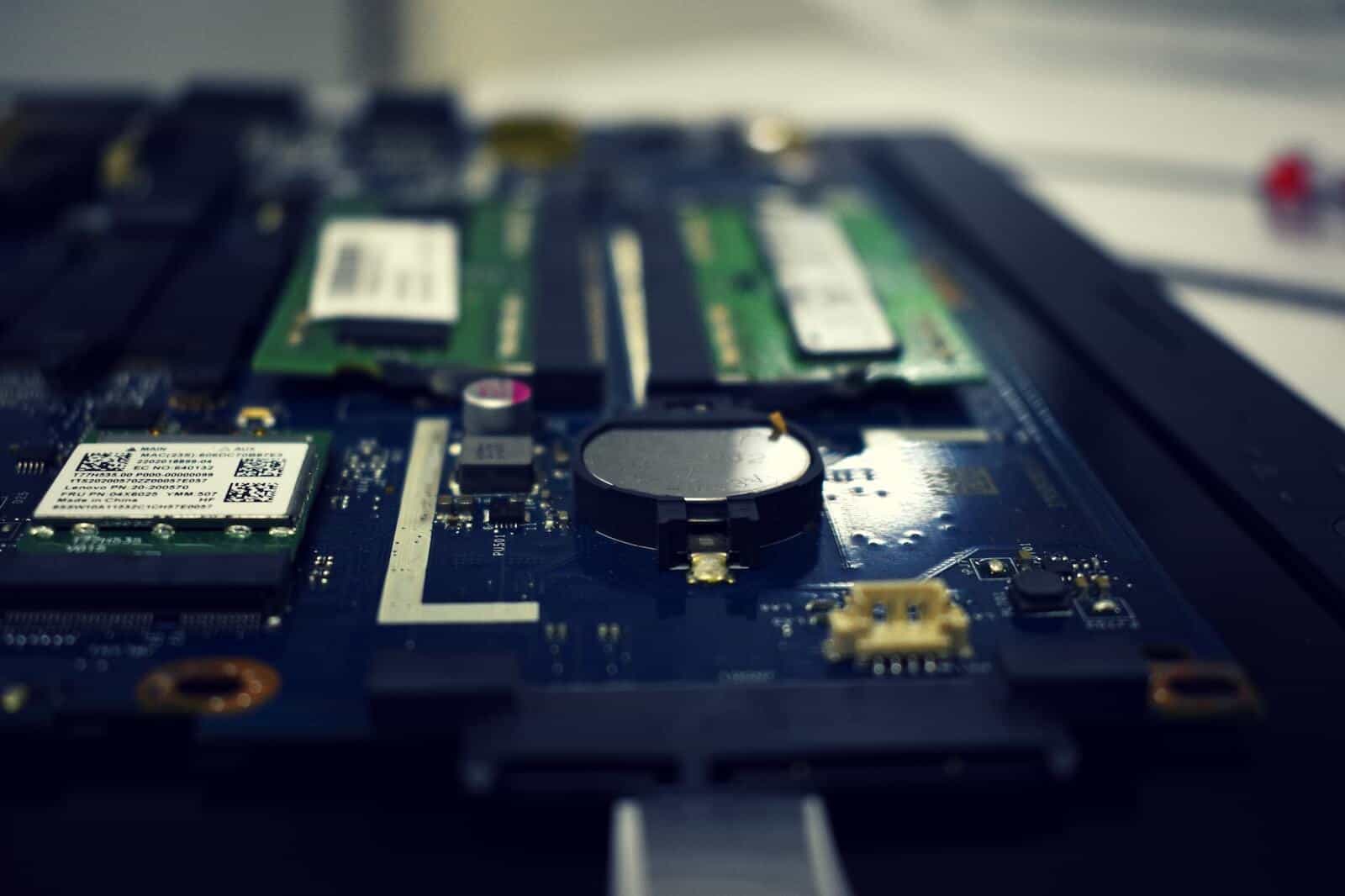 partes internas de una laptop memoria ram